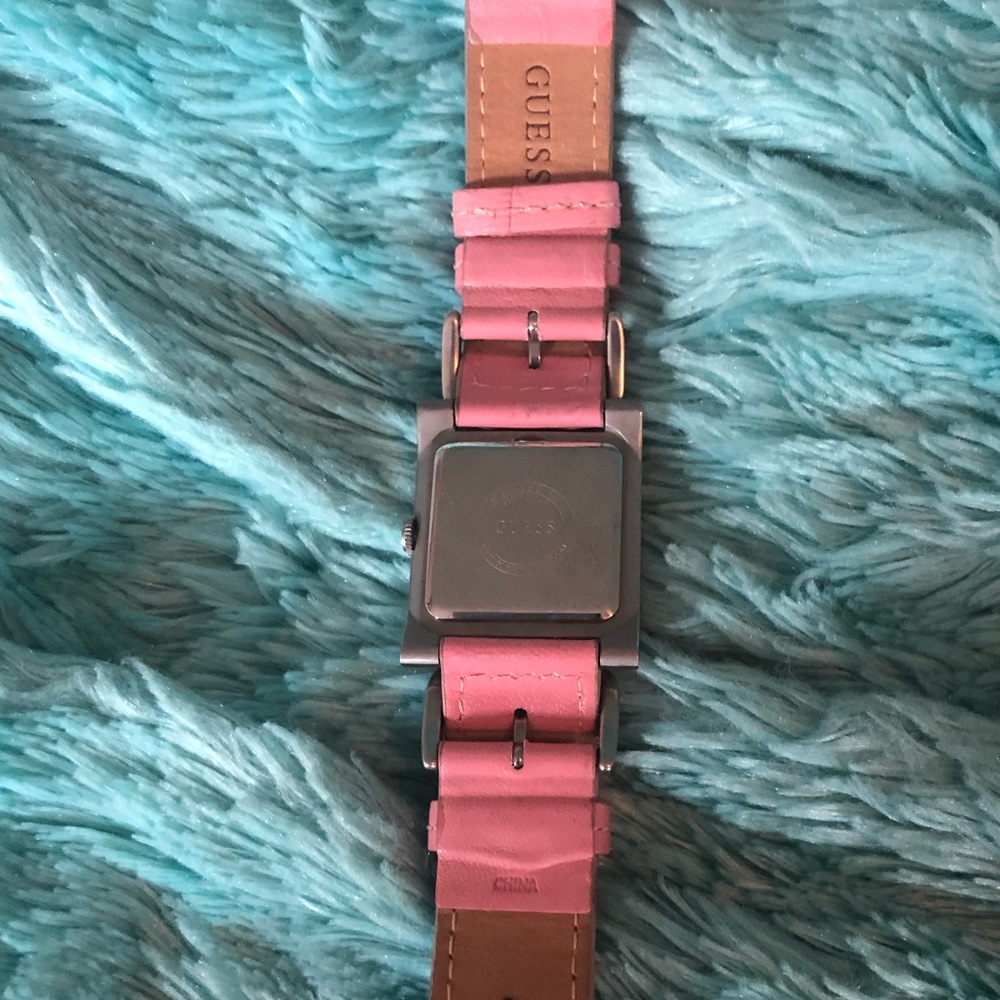 GUESS WATCH - Picture 3 of 5